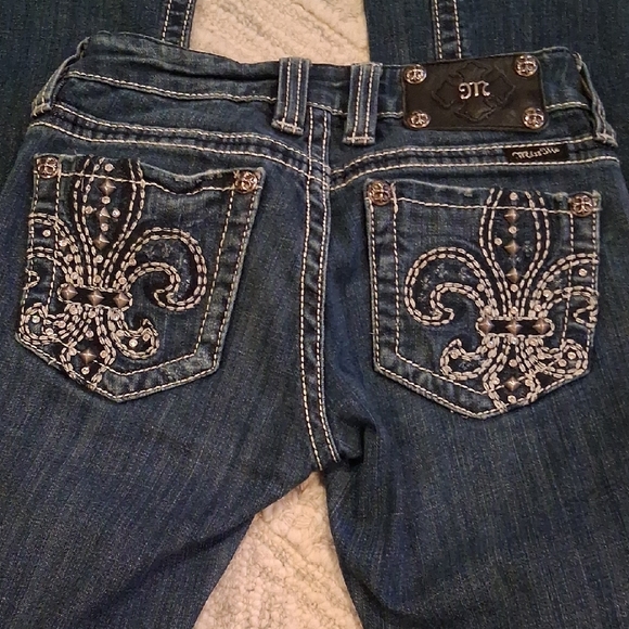Miss ME  Embellished Boot CutBlue Jeans - Picture 3 of 4